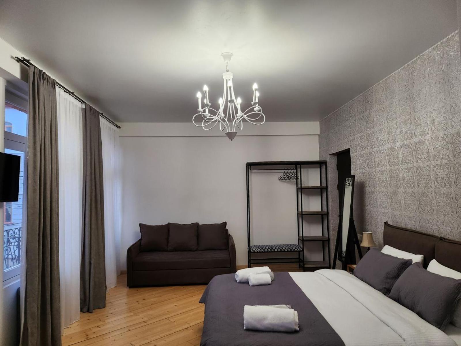 Old Gold Anteon Apartment Tbilisi Bilik gambar
